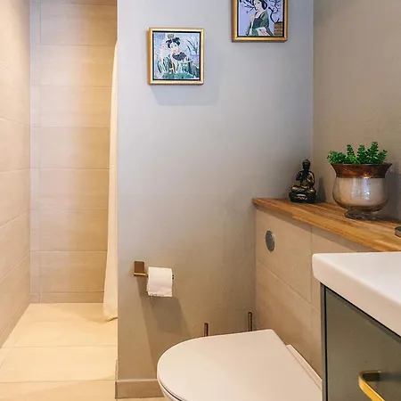 6 Person In Vaeggerlose-by Traum * Bøtø By